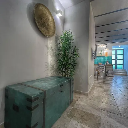 Amay Apartment *